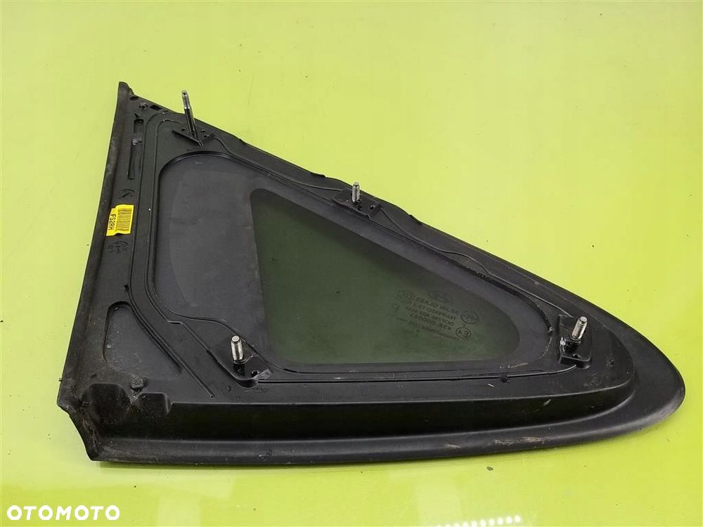 Szyba trójkąt przód lewa Hyundai Ix35 2010-2015 87820-2S000 - 2