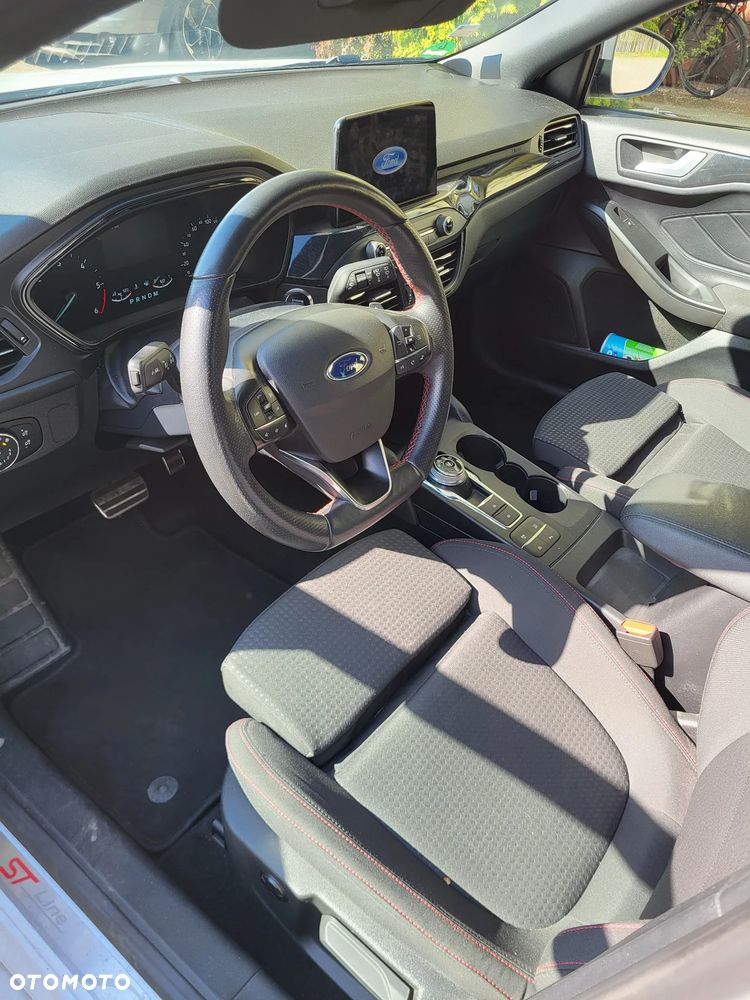 Ford Focus 1.5 EcoBlue Start-Stopp-System ST-LINE - 13