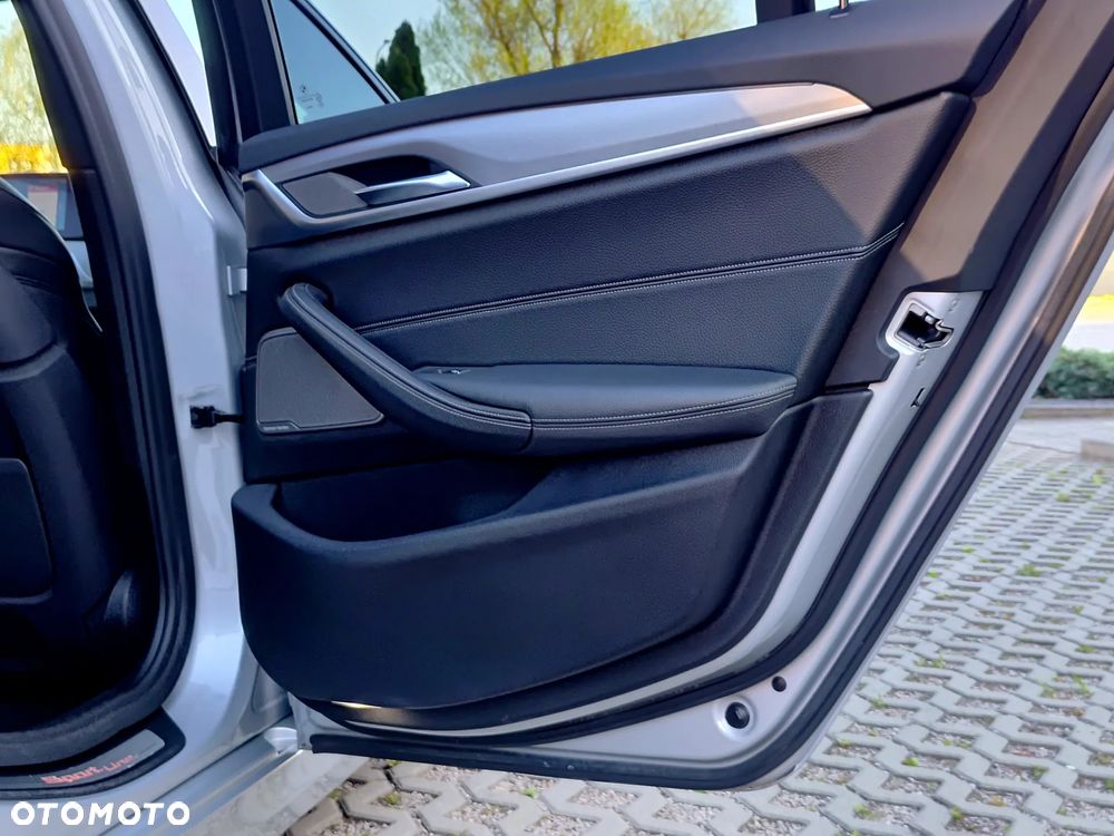 BMW Seria 5 520d Sport Line sport - 22