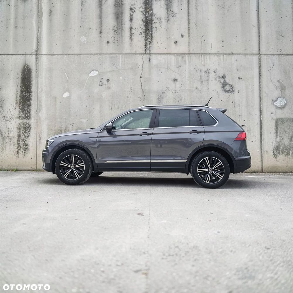 Volkswagen Tiguan - 2