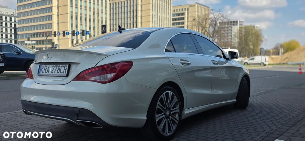Mercedes-Benz CLA 250 7G-DCT UrbanStyle Edition - 13
