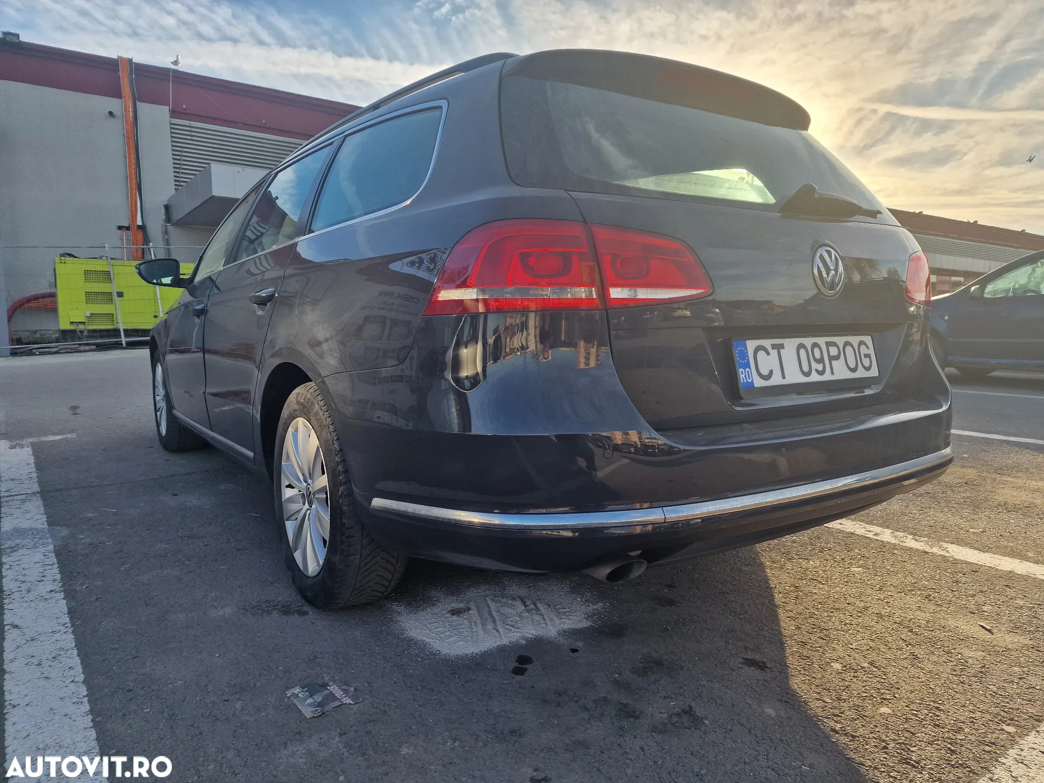 Volkswagen Passat - 5