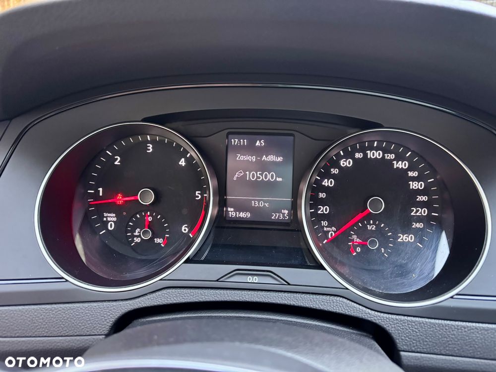 Volkswagen Passat Variant - 12