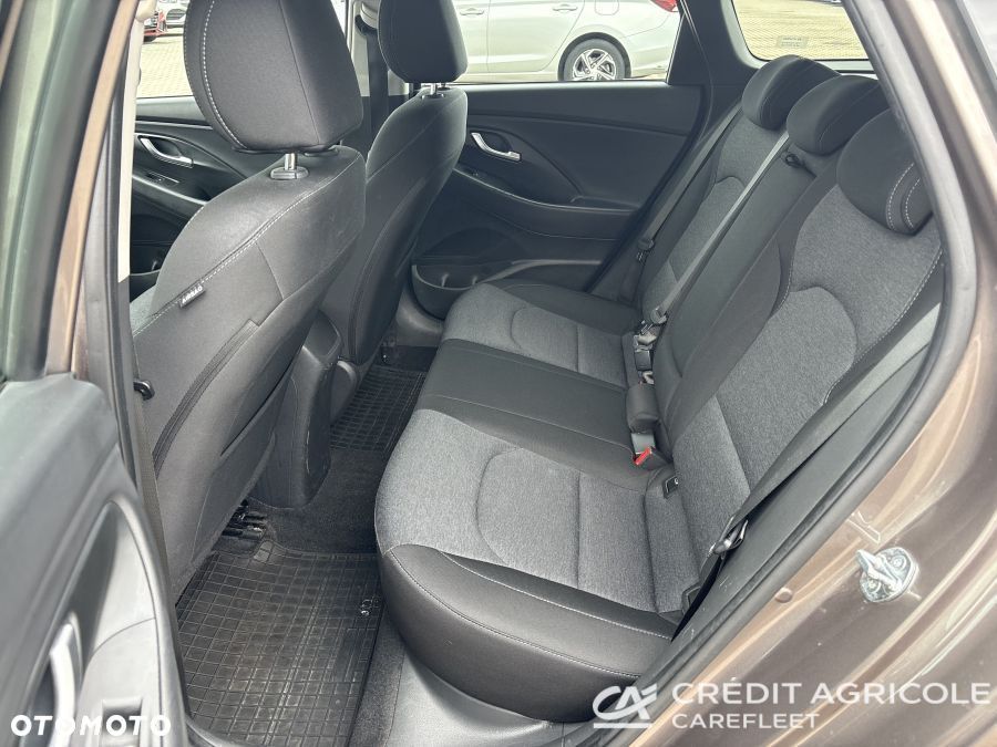 Hyundai i30 1.5 T-GDI 48V Smart - 13