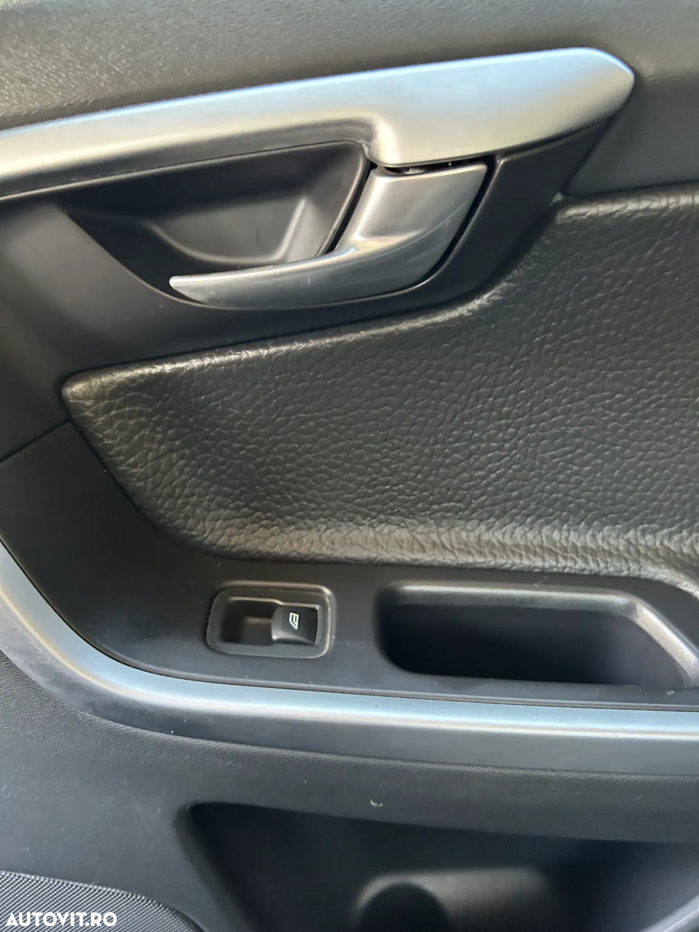 Volvo XC 60 2.4D AWD Aut. - 17