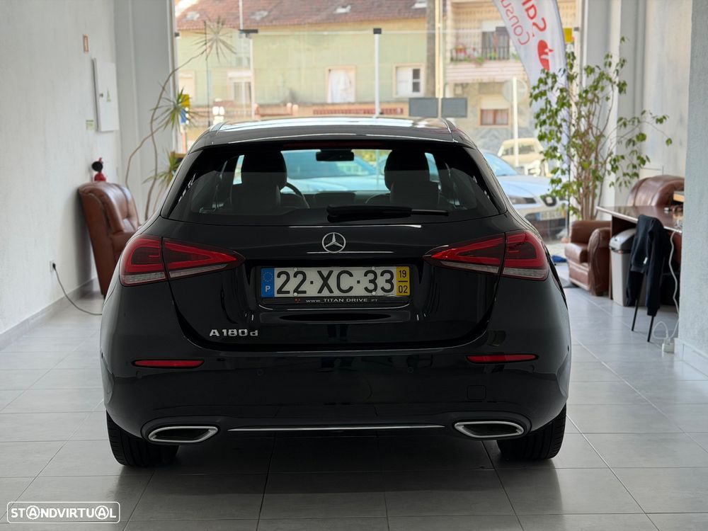 Mercedes-Benz A 180 - 6