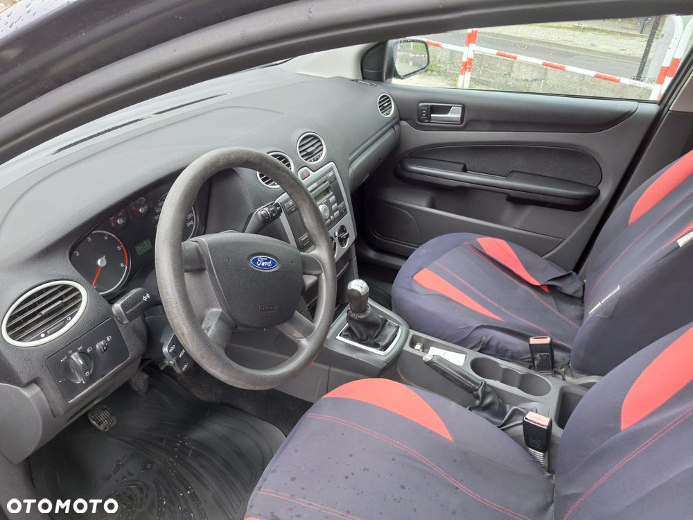 Ford Focus 1.6 TDCi Trend - 10