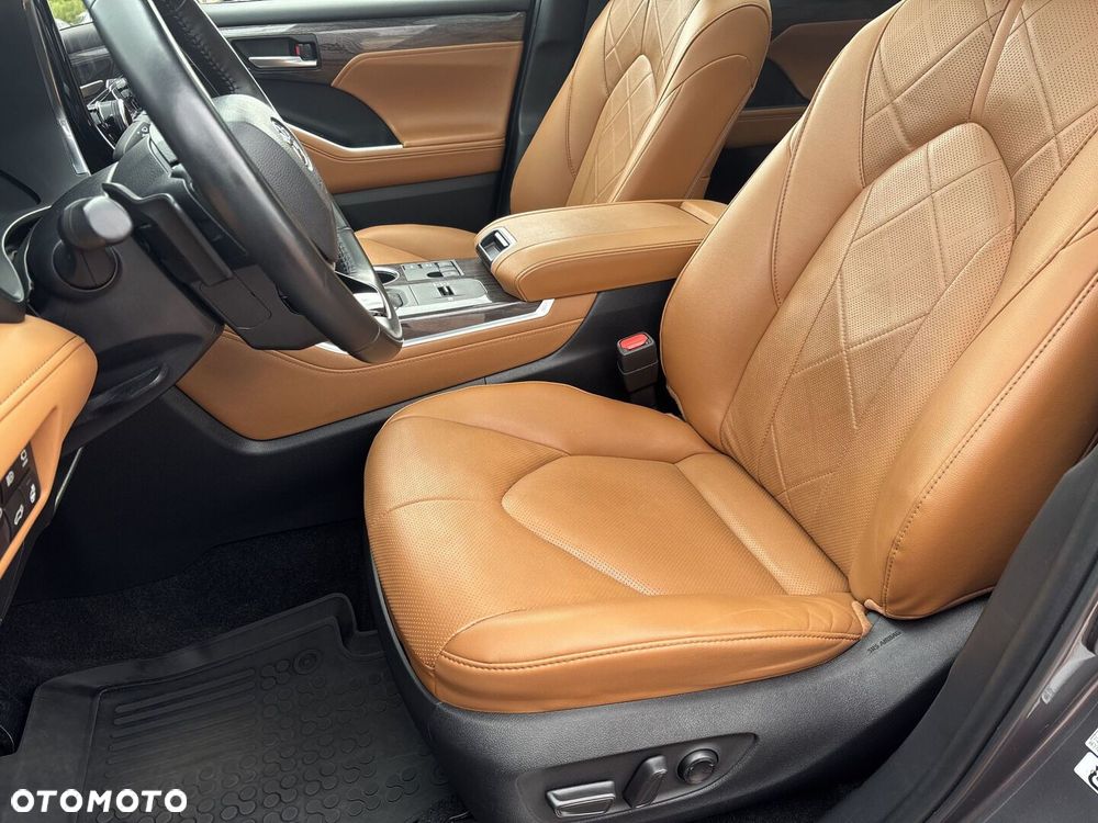 Toyota Highlander - 8