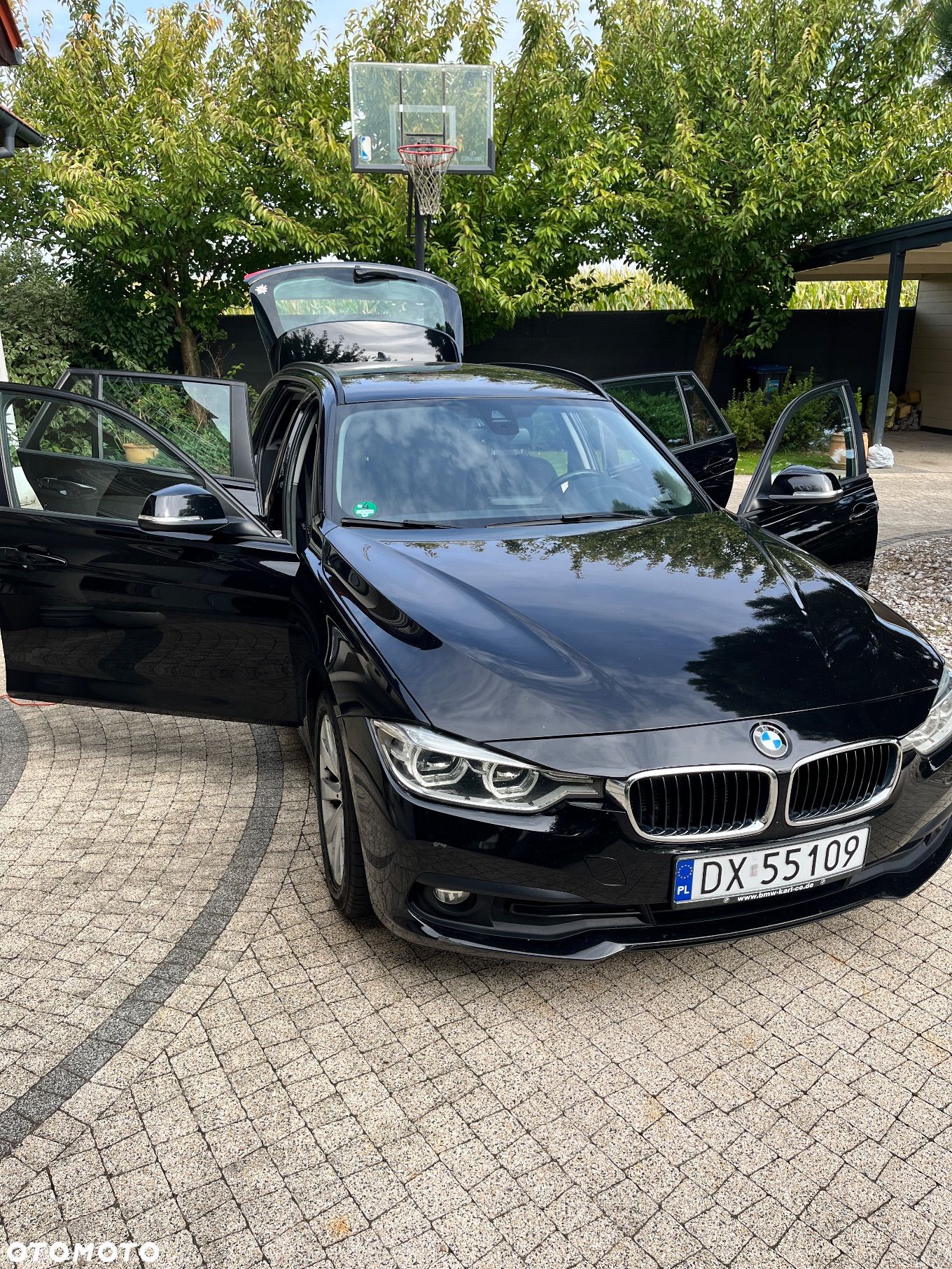 BMW Seria 3 318d Touring - 1