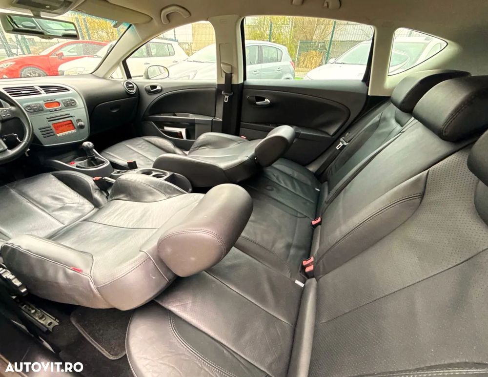 Seat Leon 2.0 TDI DPF Style - 23