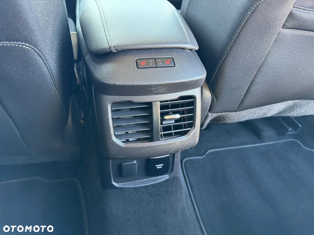 Ford Mondeo - 22