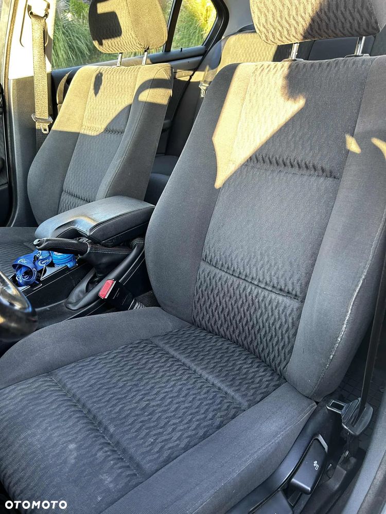 BMW Seria 3 316i - 15