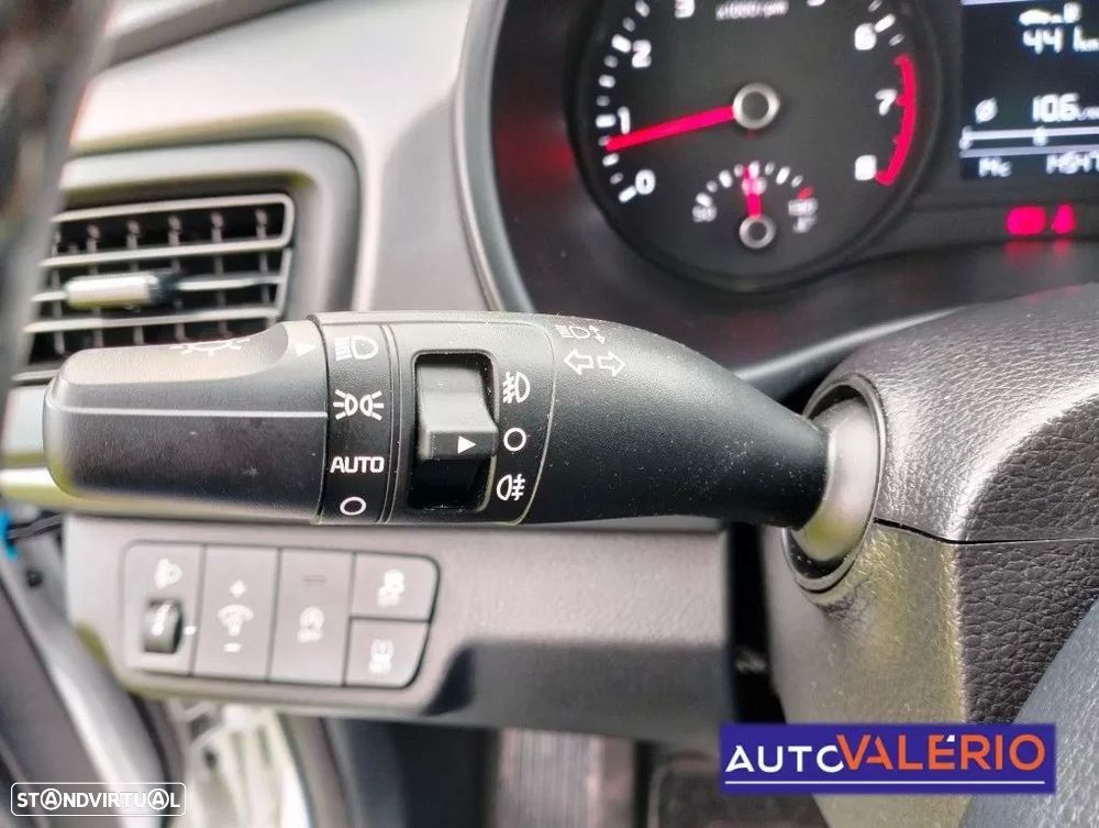 Kia Rio 1.2 CVVT Urban - 17