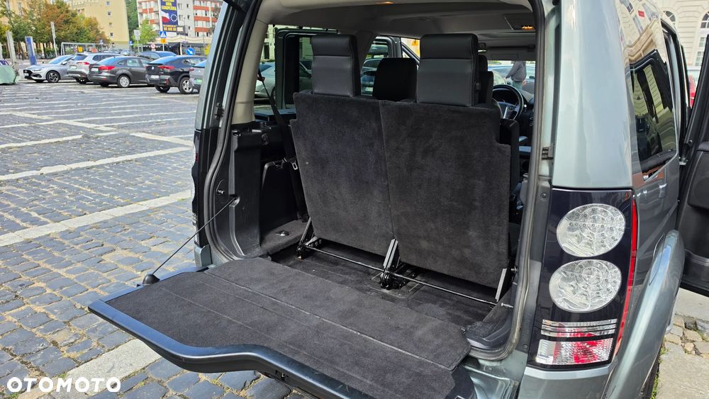 Land Rover Discovery 3.0 SD V6 HSE - 29