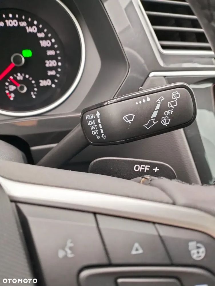 Volkswagen Tiguan 2.0 TSI 4Mot Life DSG - 9