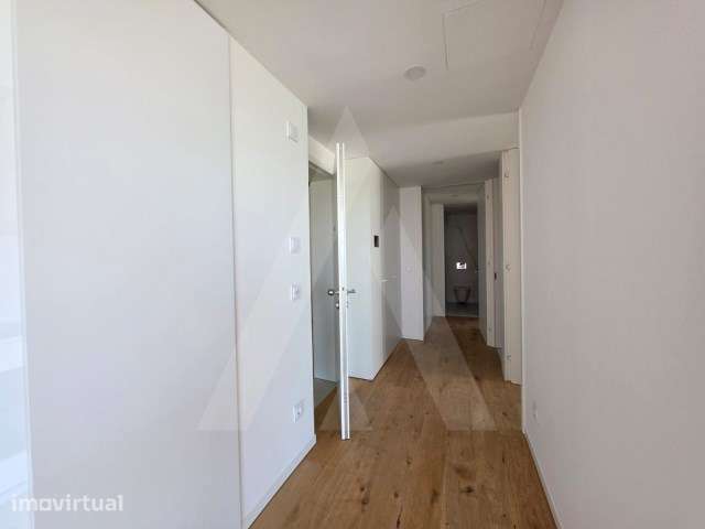Apartamento T2 novo com bastante luz natural e varanda na Fonte Nova - Grande imagem: 4/23