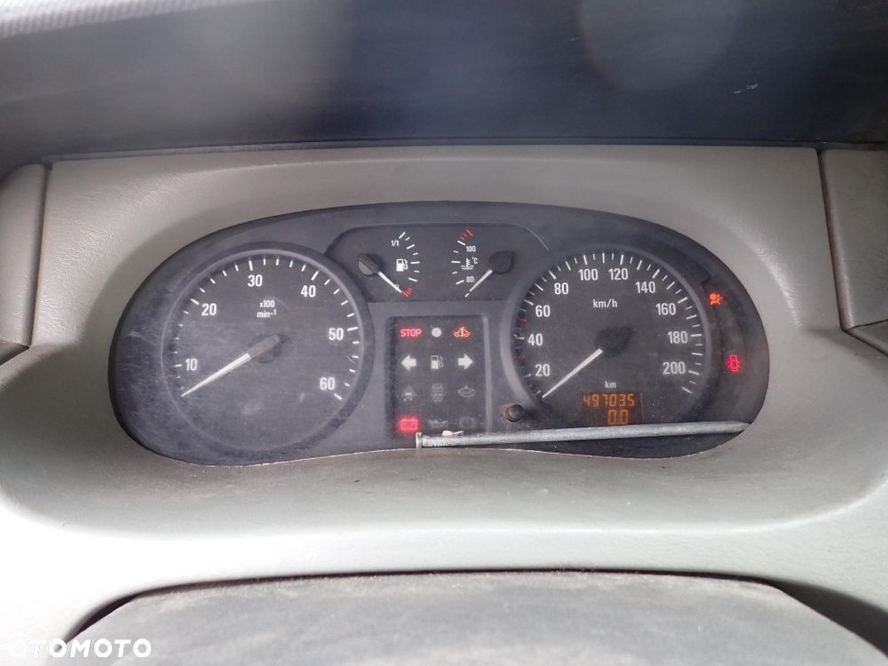 CZĘŚCI - Opel Vivaro A I 1,9 CDTI 80KM F9Q762 VAN 5B M77 2004r. INDEX - 9985 - 9