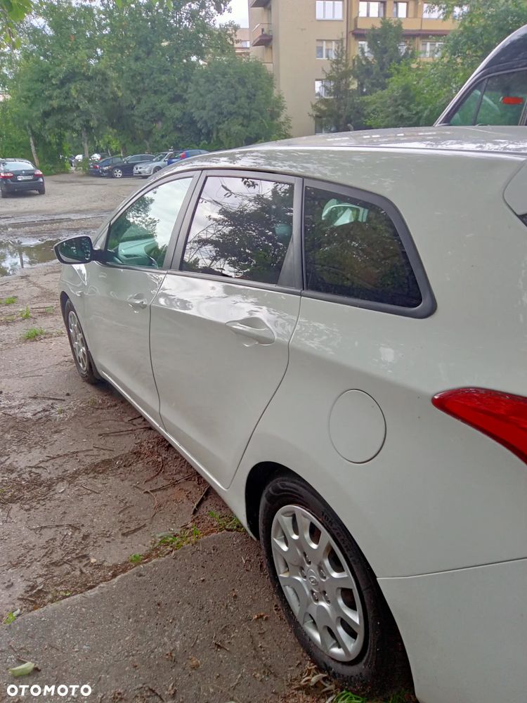 Hyundai i30 1.4 CRDi Advantage - 5