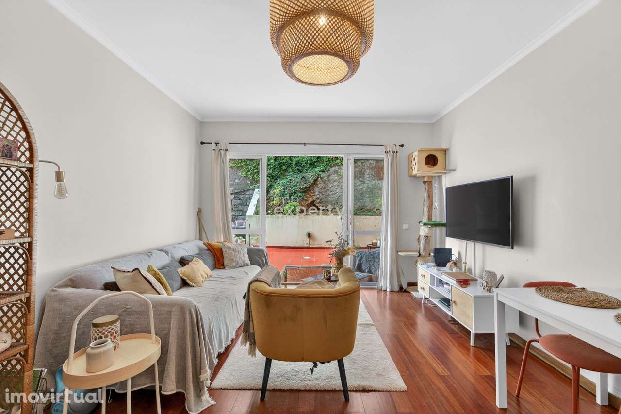 Apartamento T1 com Quintal no Garajau, Madeira - Grande imagem: 4/17