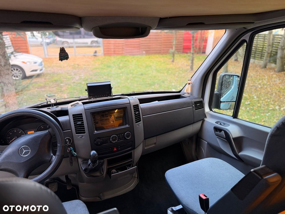Mercedes-Benz Sprinter - 27
