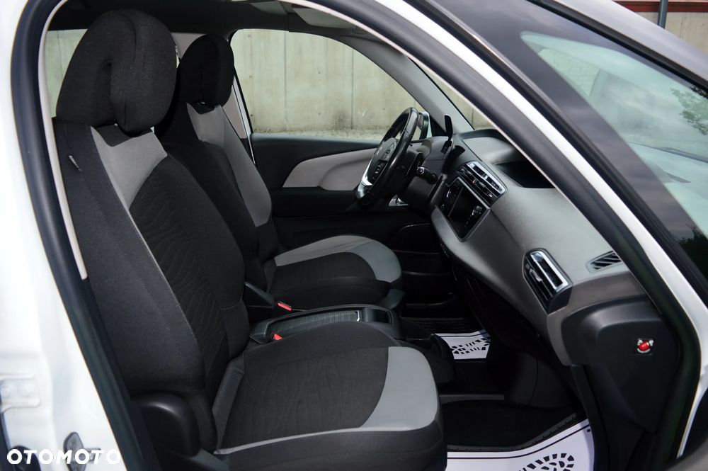 Citroën C4 Grand Picasso - 10