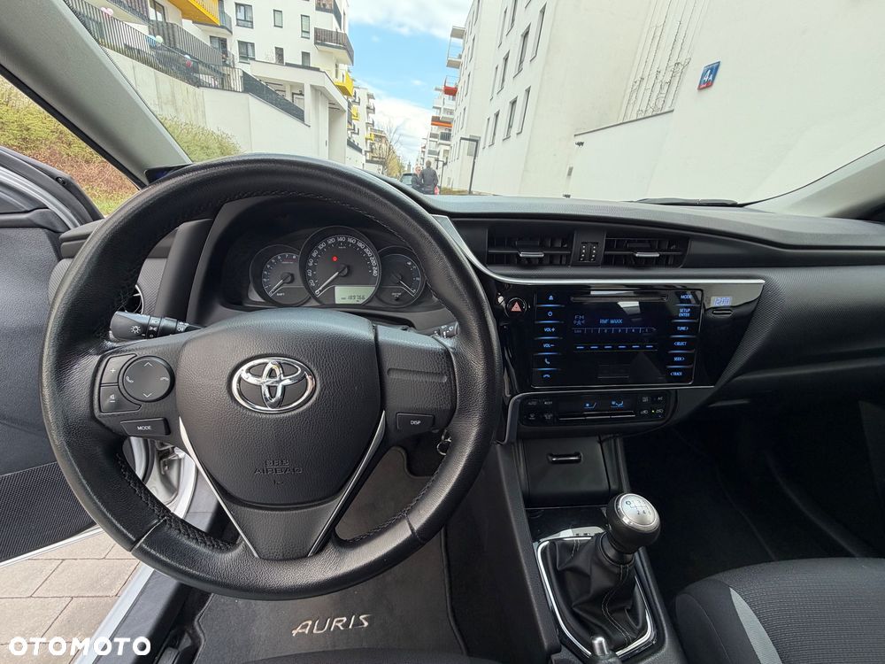 Toyota Auris 1.33 VVT-i Comfort - 11