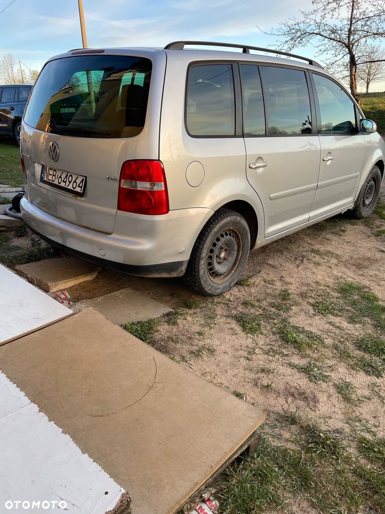Volkswagen Touran 1.9 TDI Basis - 3
