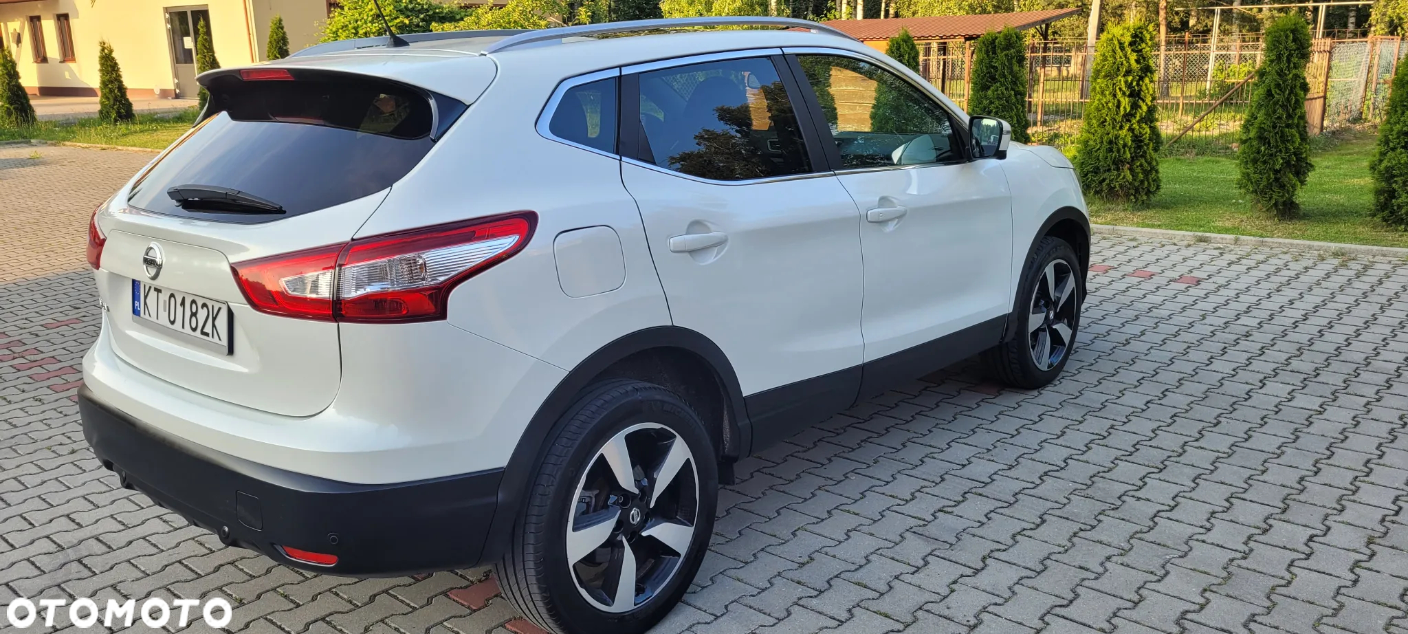 Nissan Qashqai 1.2 DIG-T Xtronic 360 - 11