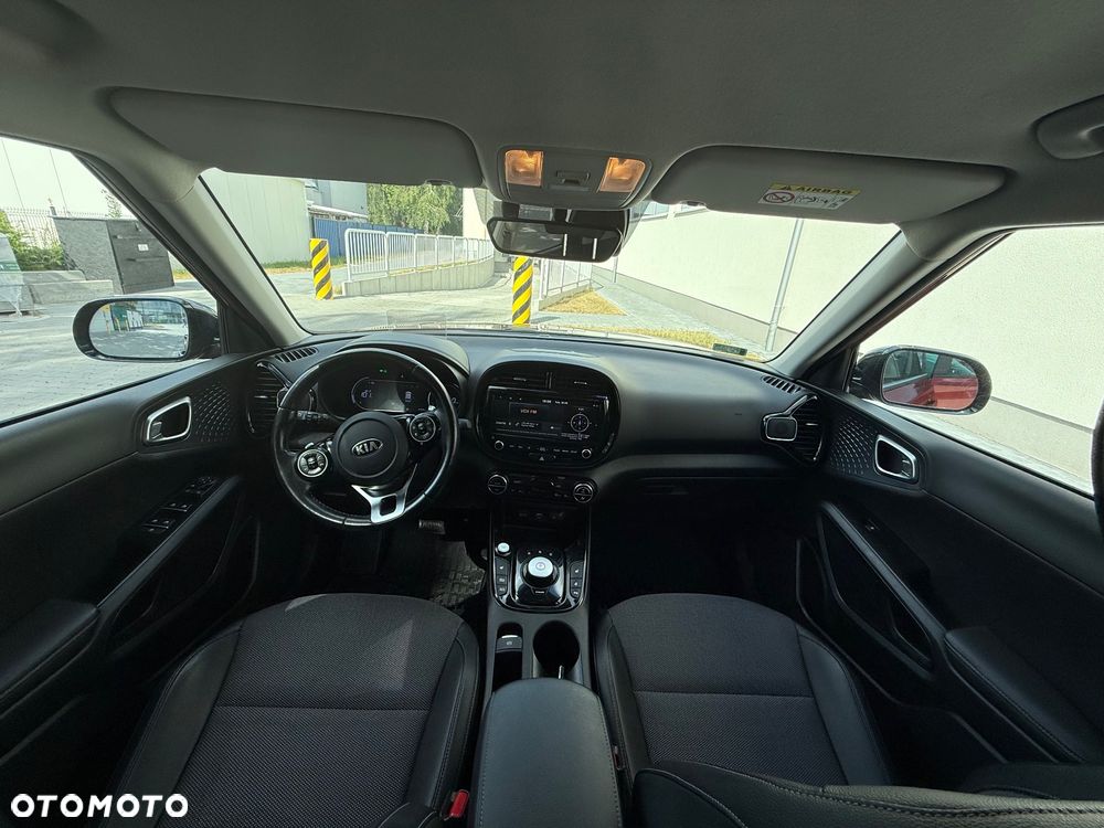 Kia Soul e-Soul 64kWh L - 16