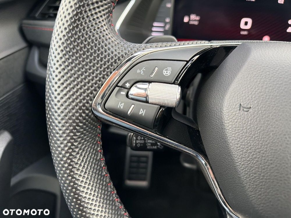 Skoda Octavia 2.0 TDI RS DSG - 23