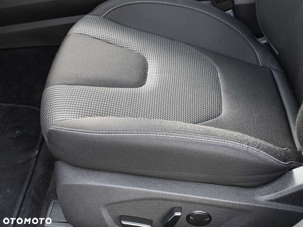 Ford Mondeo 2.0 EcoBlue Titanium AWD - 11