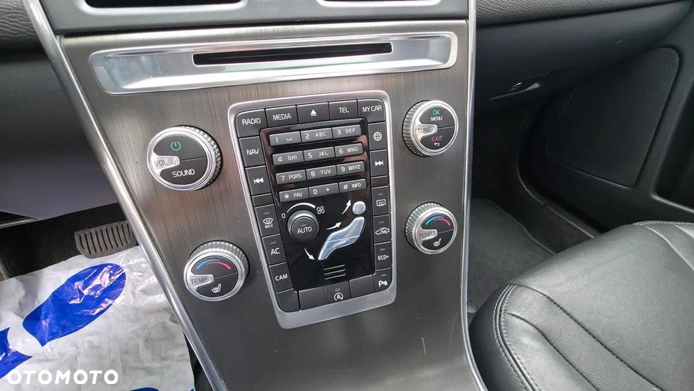 Volvo XC 60 D4 Geartronic Summum - 35