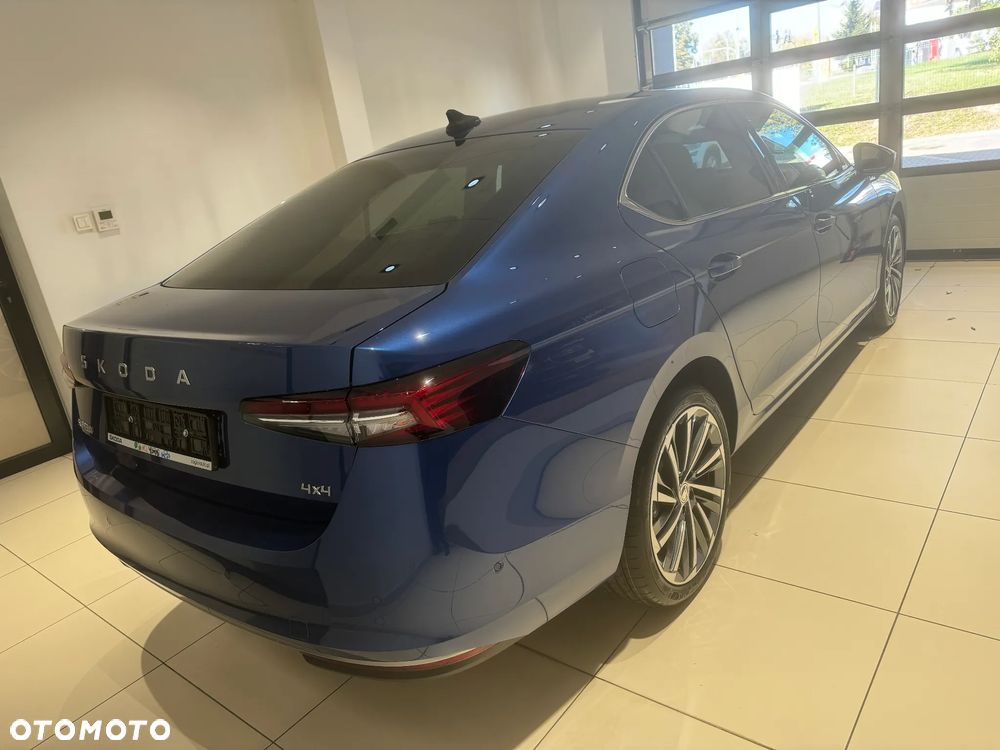 Skoda Superb 2.0 TDI SCR 4x4 L&K DSG - 3