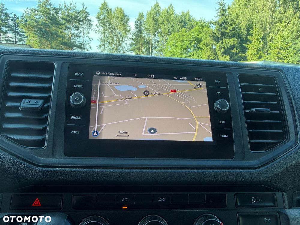 Volkswagen Crafter / L3H3 / 2.0 177KM /  AUTOMAT / NAJBOGATSZA WERSJA / TABLET / NAVI / SKÓRA / FV23% - 16
