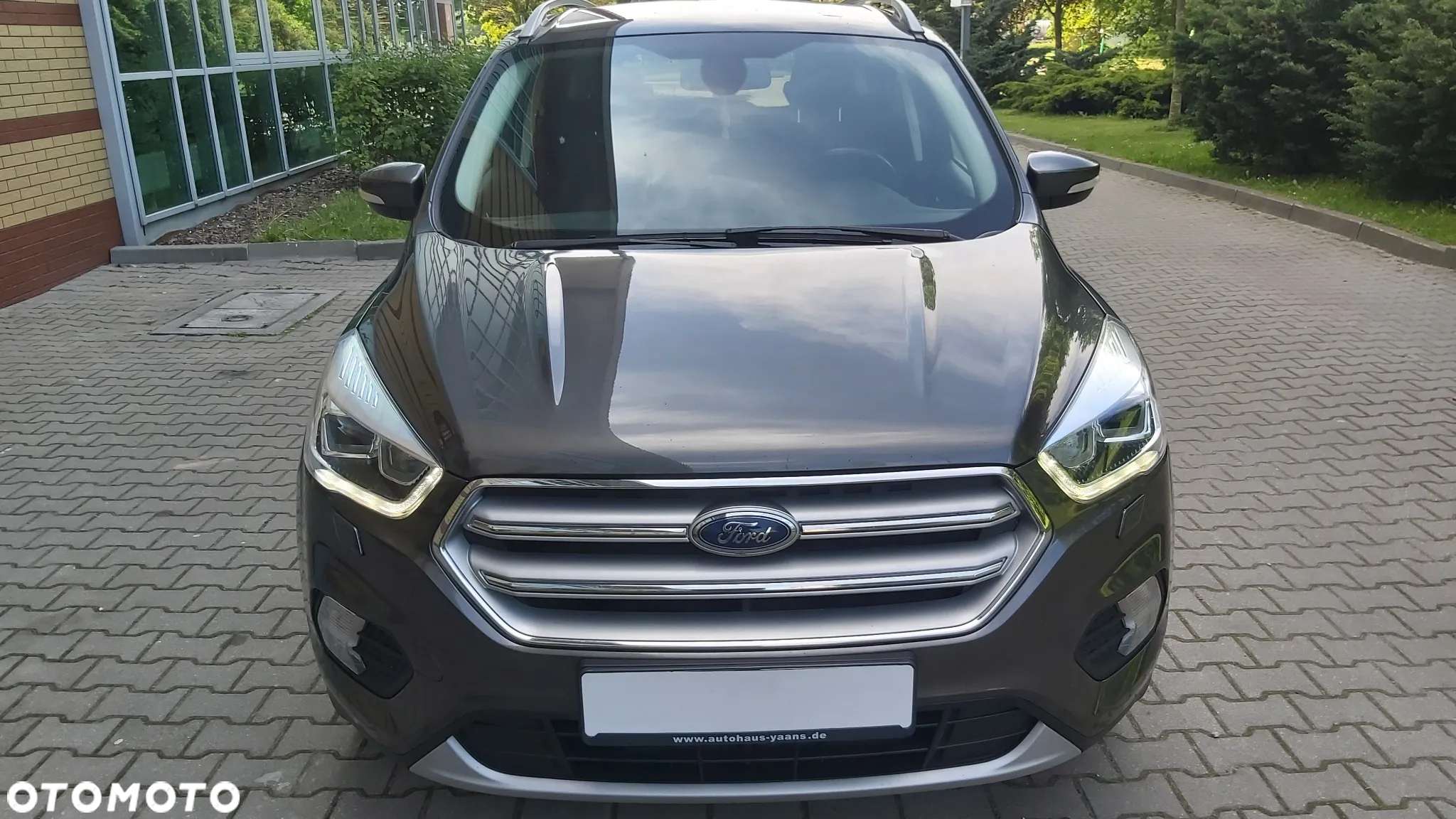 Ford Kuga - 12