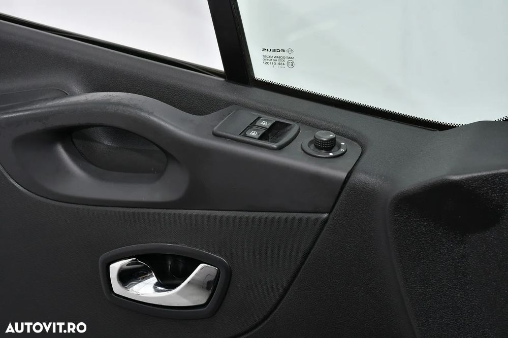 Opel VIVARO Mixt 4+1 locuri 125 CP Inmatriculata - 17