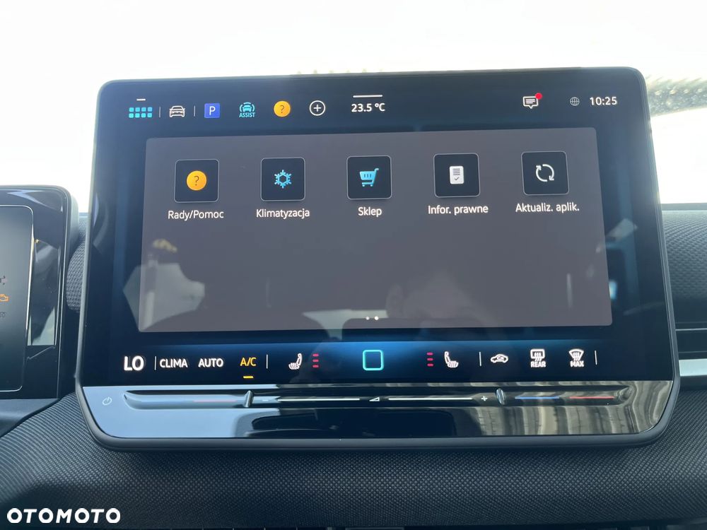 Volkswagen T-Roc 1.5 eTSI Life DSG - 30