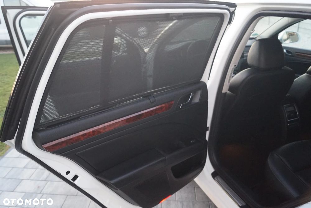 Skoda Superb 2.0 TDI Exclusive - 34