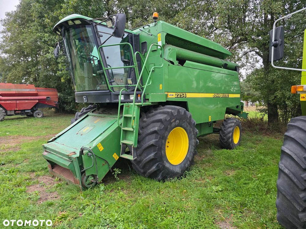 John Deere 2254 - 2
