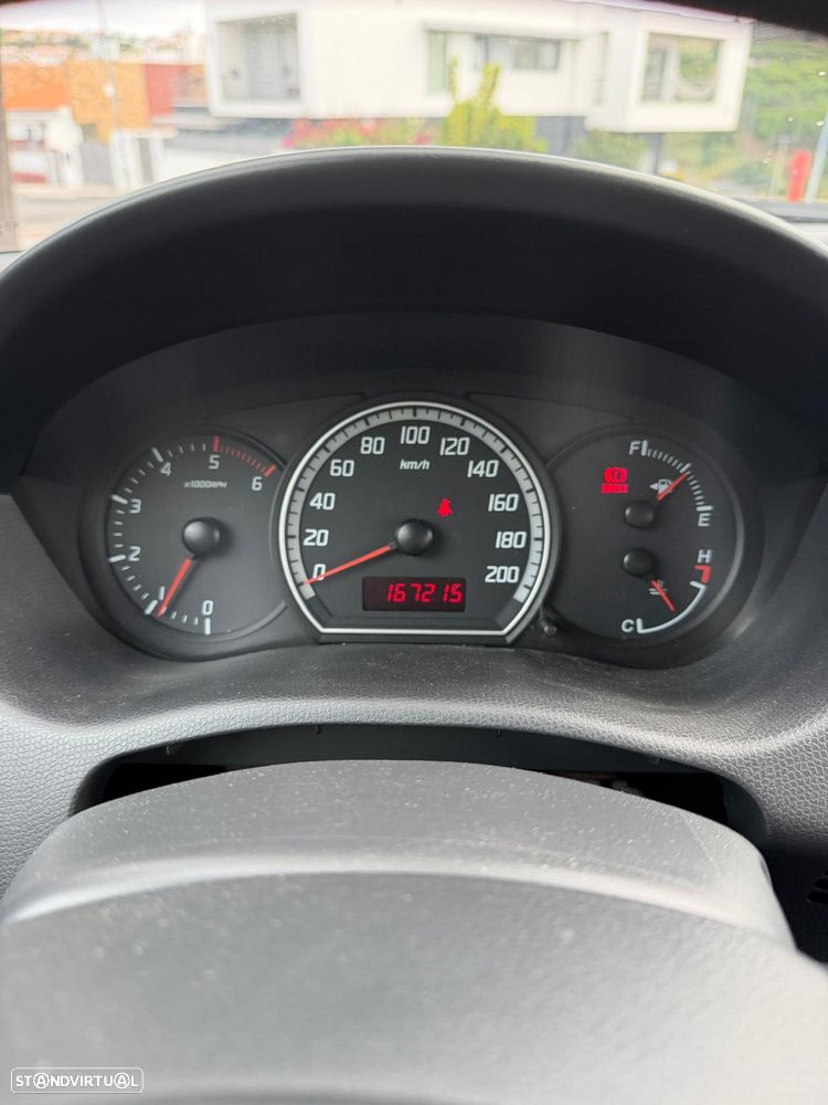 Suzuki Swift 1.3 DDiS GLX - 9