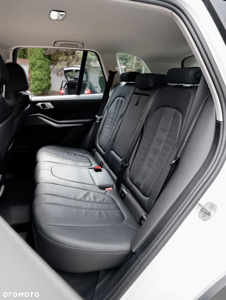 BMW X5 xDrive30d - 14