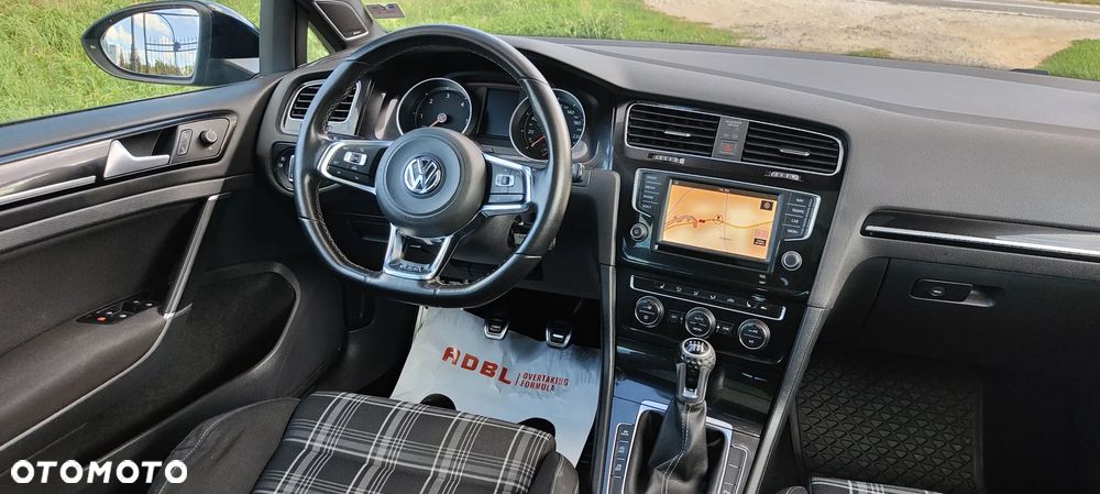 Volkswagen Golf 2.0 TDI BMT GTD - 7
