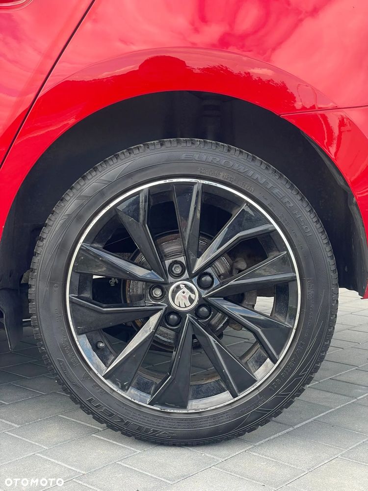 Skoda RAPID Spb 1.0 TSI Monte Carlo - 12