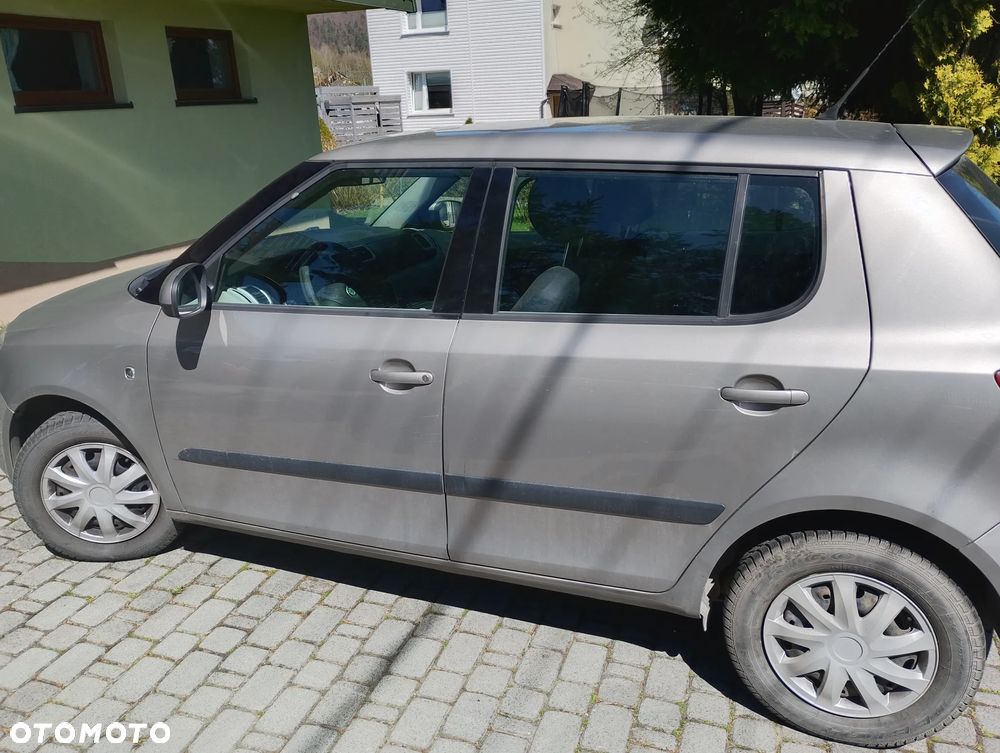 Skoda Fabia 1.4 16V Ambiente - 2