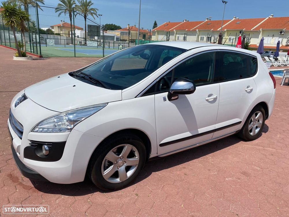 Peugeot 3008 2.0 HDi Hybrid4 - 6