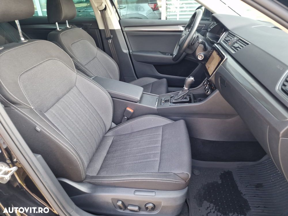 Skoda Superb 2.0 TDI DSG Premium Edition - 34