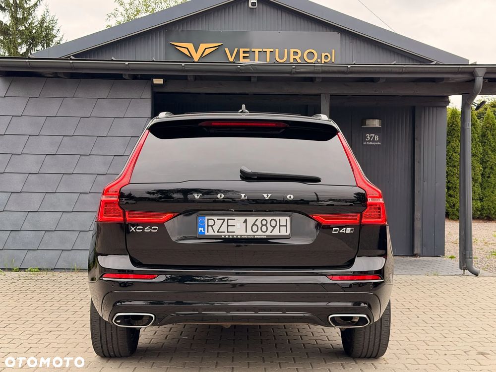 Volvo XC 60 D4 AWD R-Design - 9