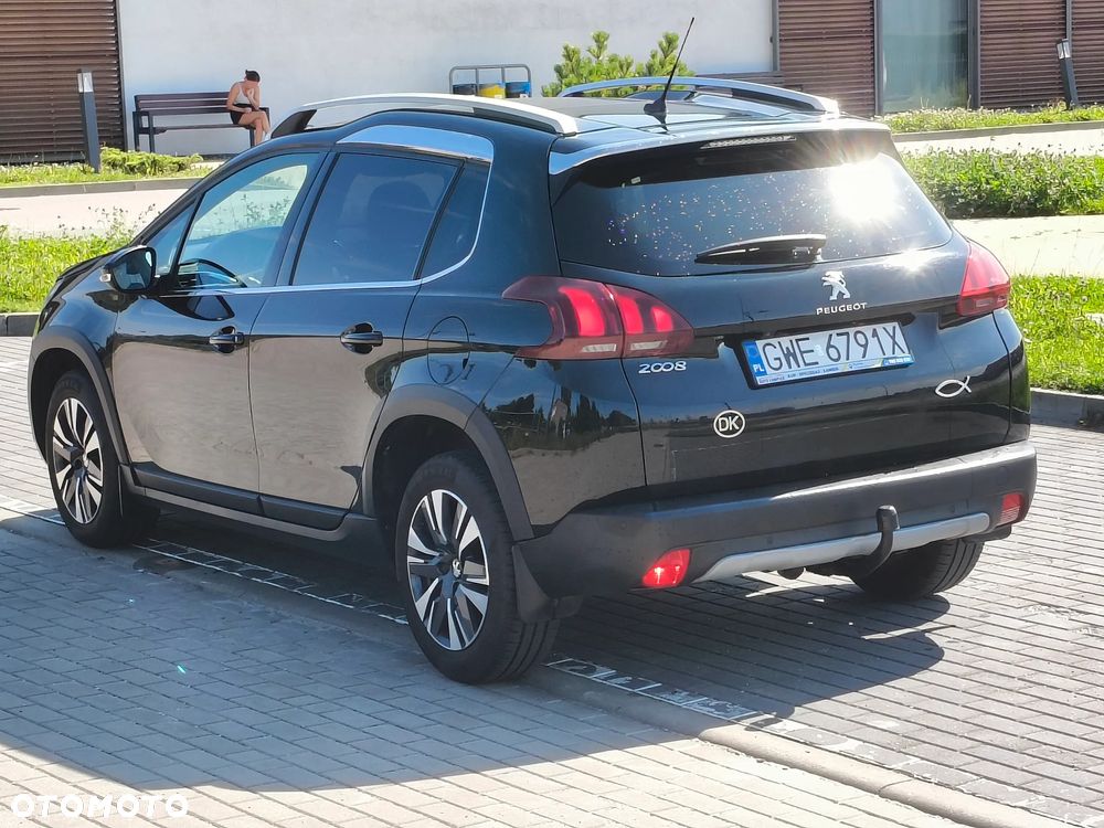 Peugeot 2008 1.5 BlueHDi Allure S&S - 39