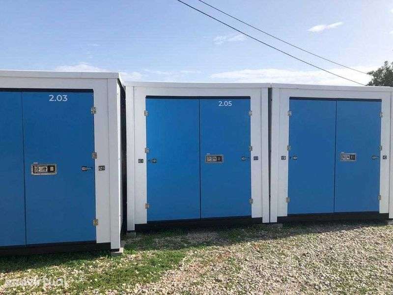 Self Storage/Armazenamento/Garagens - 3.5m² a 14m² - A partir de 100€ - Grande imagem: 2/6