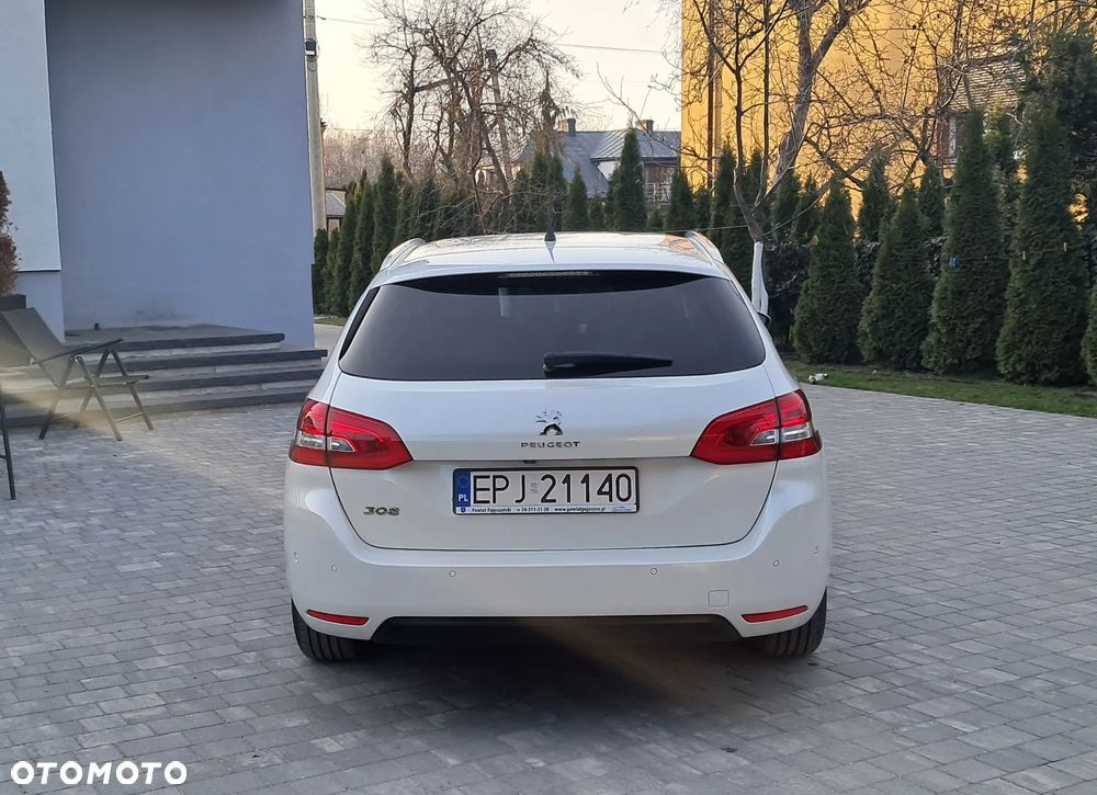 Peugeot 308 BlueHDi FAP 130 EAT8 Stop & Start Allure Pack - 7